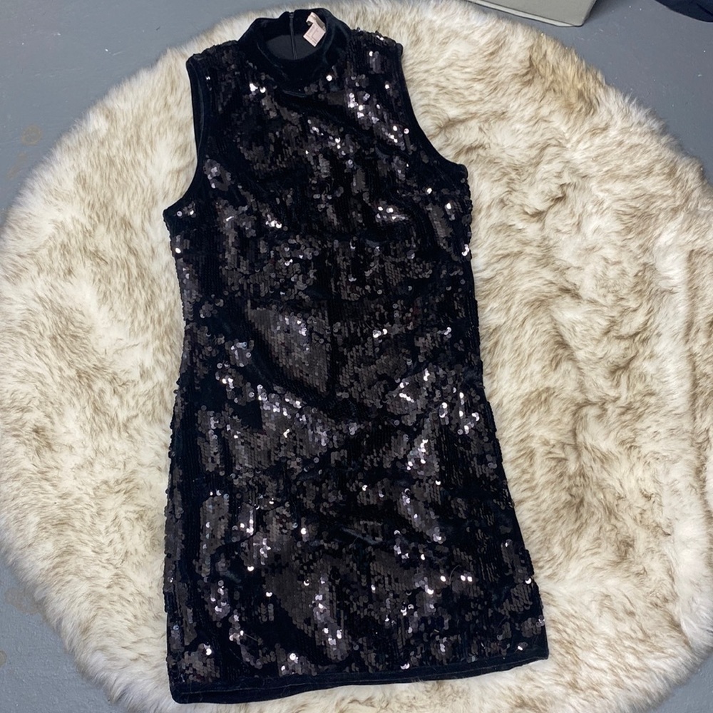 Forever 21 Black Velvet Sequins Mini Club Dress